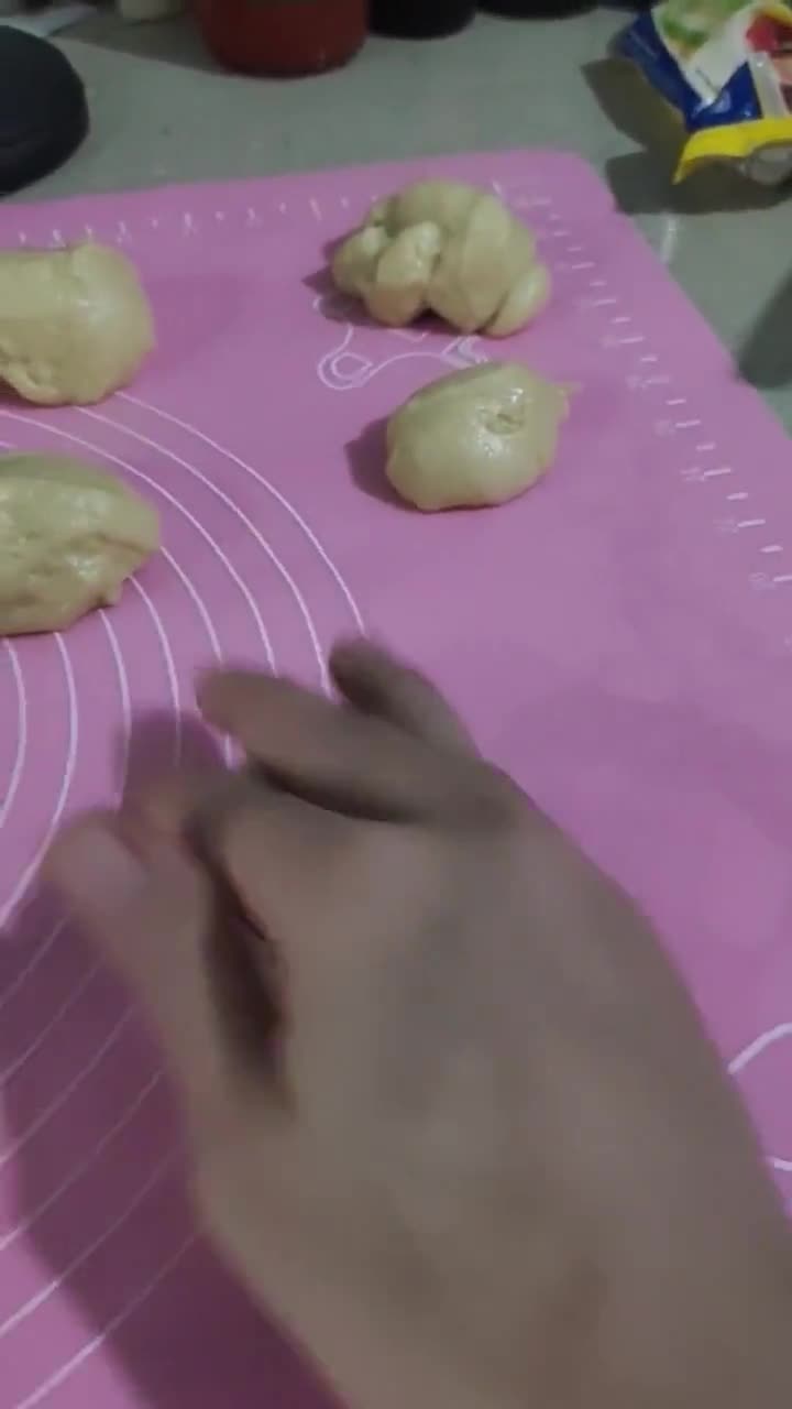 Foto langkah ke 4 dari resep Roti Semir.