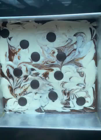 Gambar langkah 6 resipi Kek Pisang Coklat Cheese.