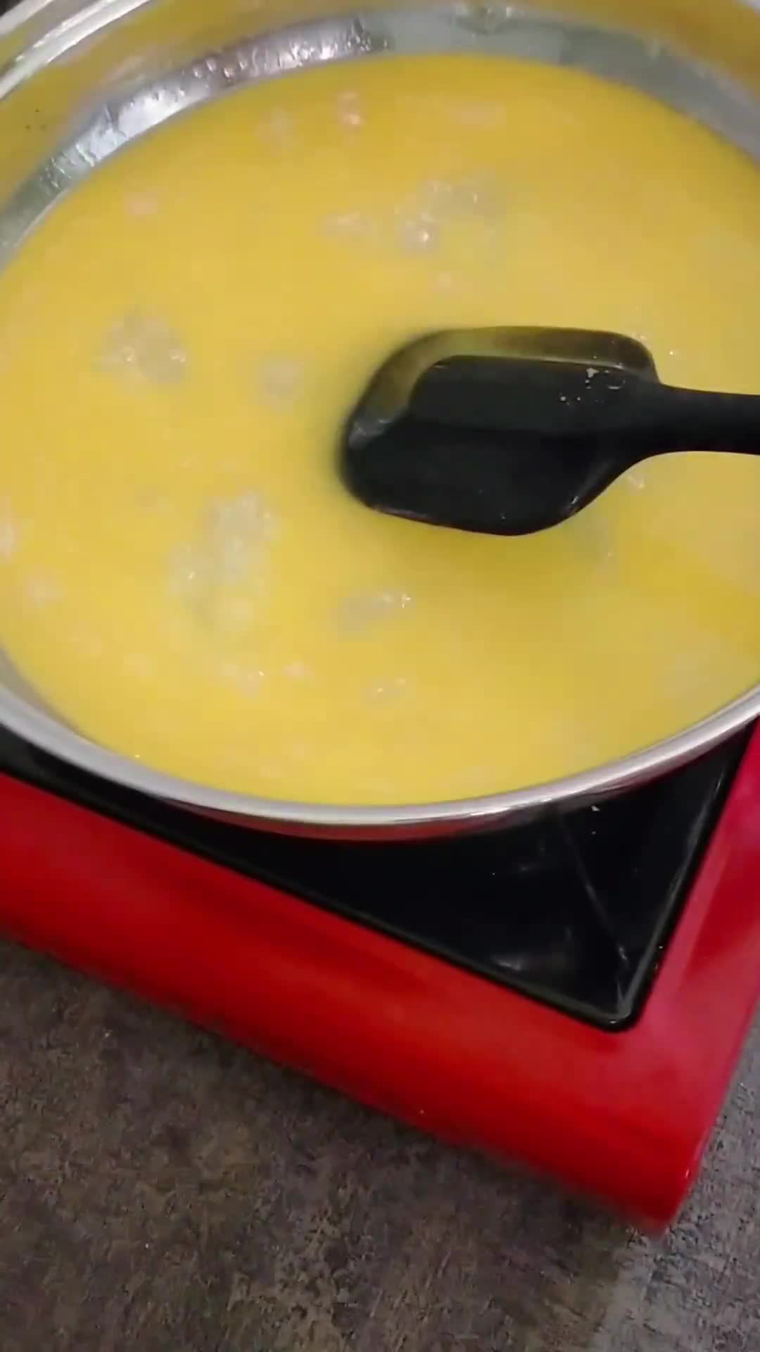 Foto langkah ke 7 dari resep Kue Soes Vla Salted Egg.