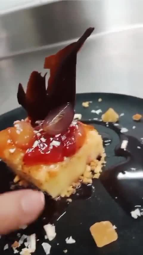 Foto del paso 11 de la receta: Brownie de chocolate blanco mermelada de ciruela y nueces