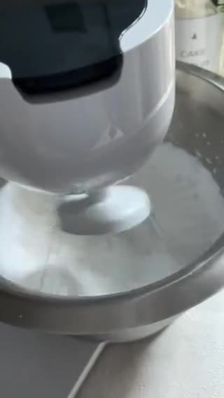 Foto langkah ke 5 dari resep Cake Potong.