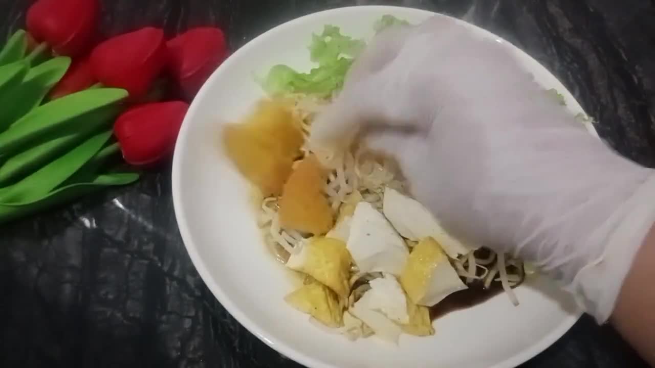 Foto langkah ke 6 dari resep Tahu Campur.