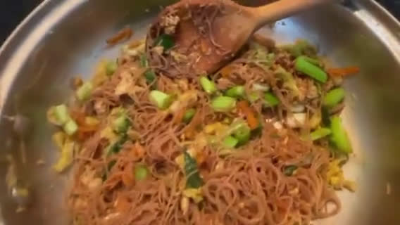 Foto langkah ke 5 dari resep Nasi Uduk.