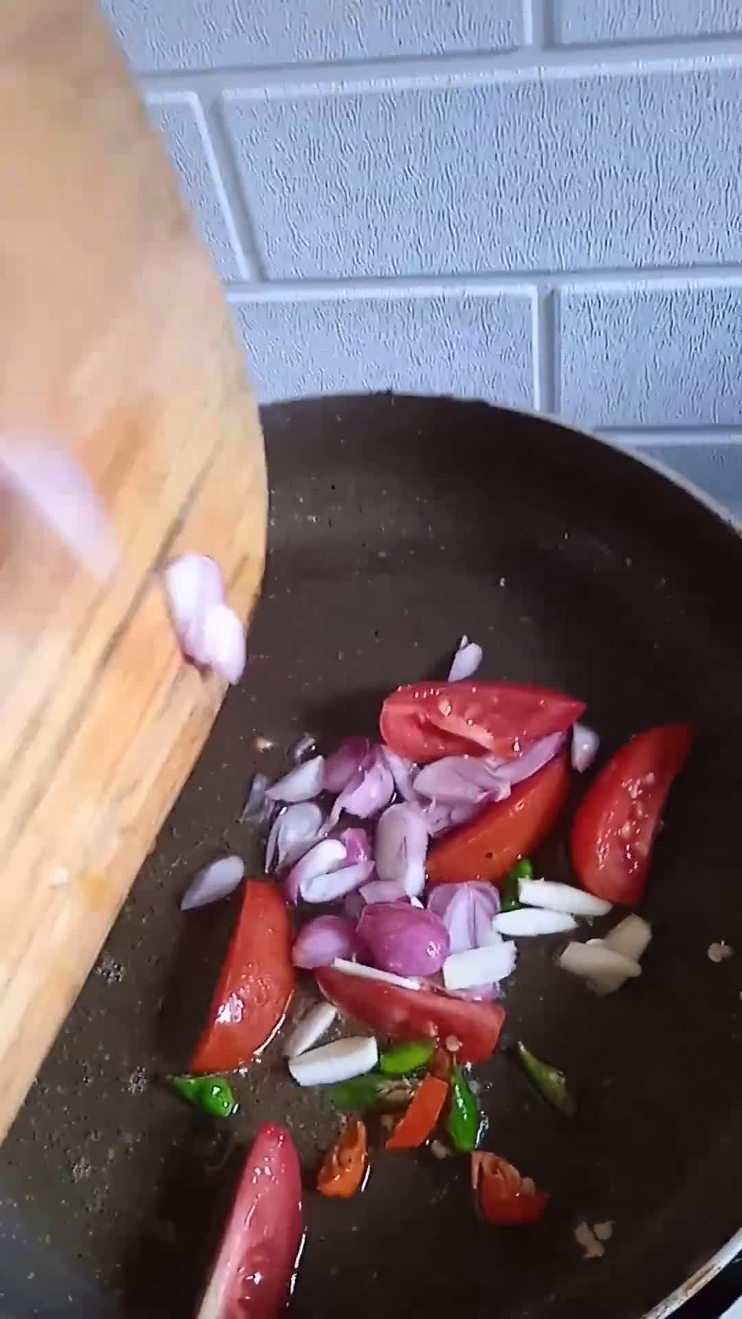 Foto langkah ke 5 dari resep Tumis Tauge Tahu.