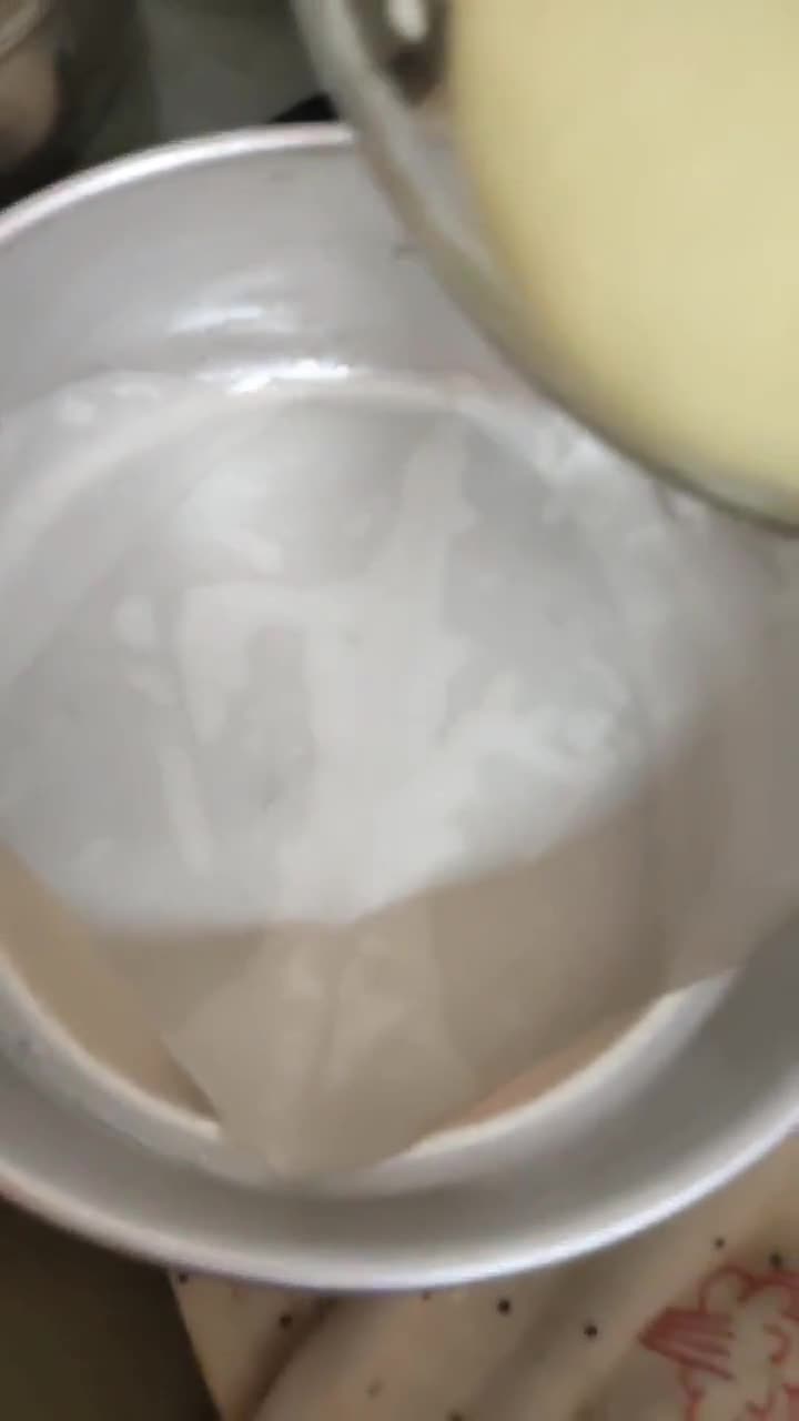 बटरस्कॉच केक (butterscotch cake recipe in Hindi) रेसिपी चरण 4 फोटो