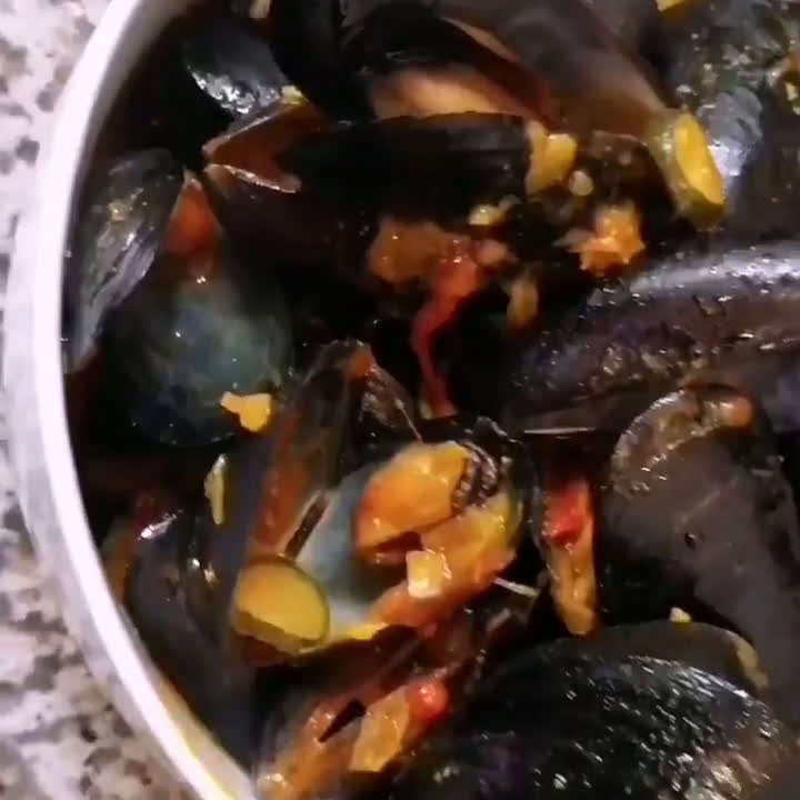 Une image de l'étape 11 de Moules de la méditerranée a la provençale 🥘.