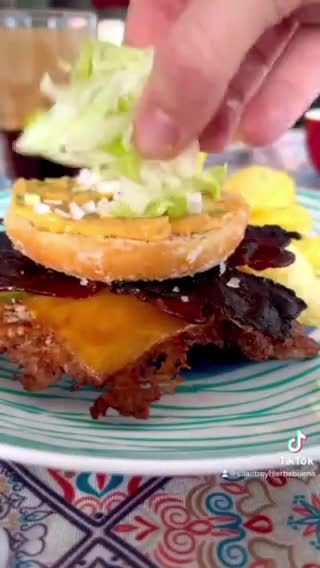 Foto del paso 6 de la receta: Smash Donut Big Mac 🍔