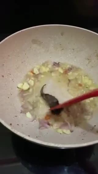 Foto langkah ke 5 dari resep Tahu saos tiram.