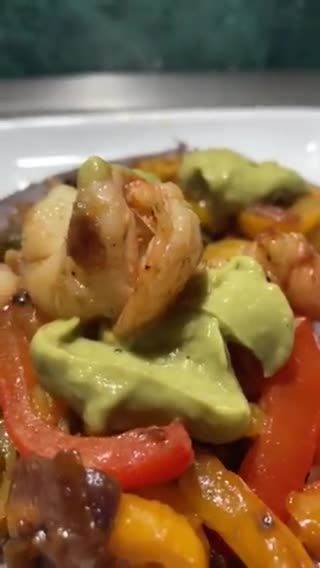 Foto del paso 3 de la receta: Aguacate grill