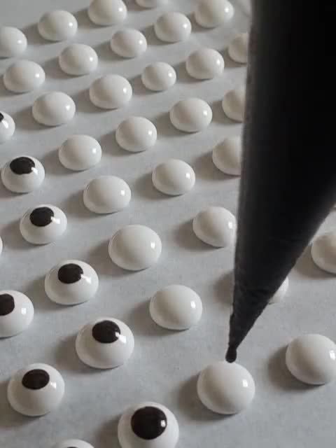 Gambar langkah 7 resipi Eyes Candy Sprinkles Homemade.
