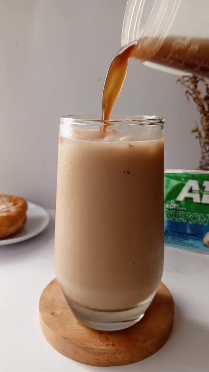 Foto langkah ke 3 dari resep Es Kopi Klepon.