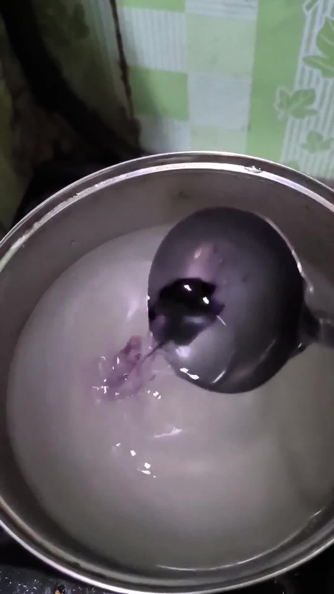 Foto langkah ke 2 dari resep Milk Jelly Ball.