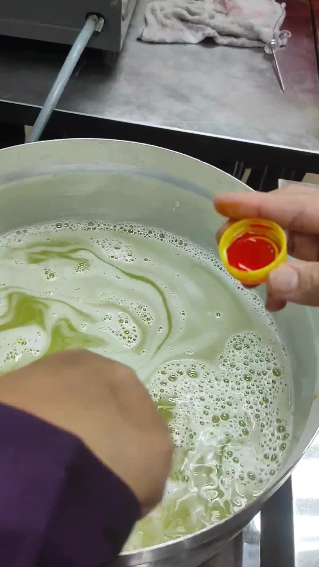Gambar langkah 5 resipi Minuman Jus Nanas.