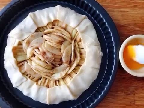 Hình bước làm 5 của món 💚 Bánh Táo Rustic 🍎