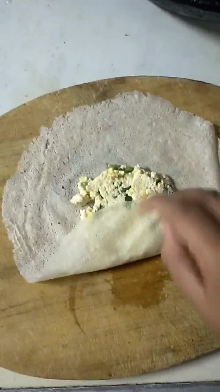 Foto langkah ke 4 dari resep 45. Martabak Tahu.