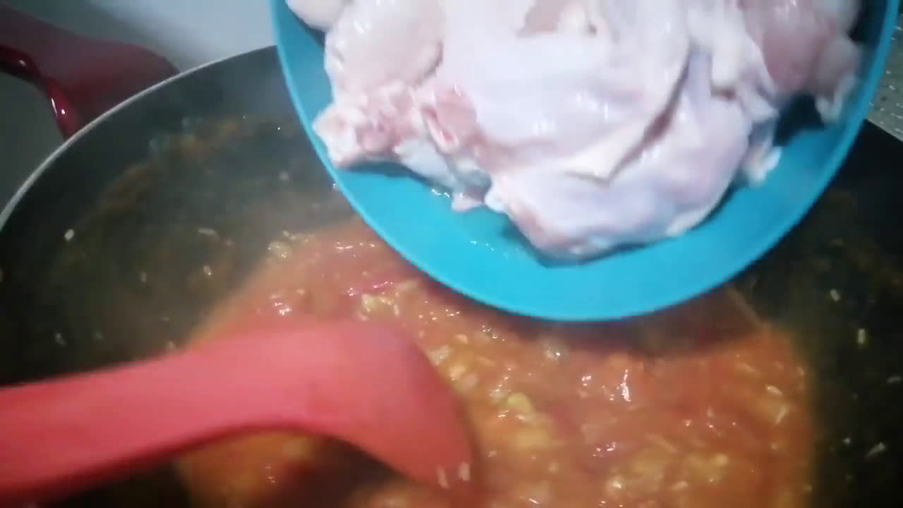 Foto del paso 12 de la receta: Pollo 🐔 con tornillo 🔩 (pasta)