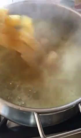 Foto del passaggio 4 della ricetta Pasta “chi vrocculi arriminati”🌷