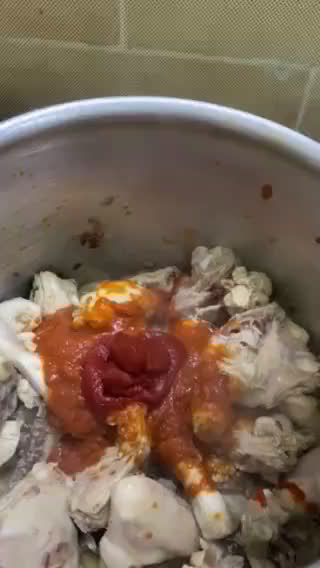 صورة لخطوة 3 من وصفة ملوخيه يمنيه مع الطماطم لذيذه جدا مع سر الوصفه 👌🇾🇪