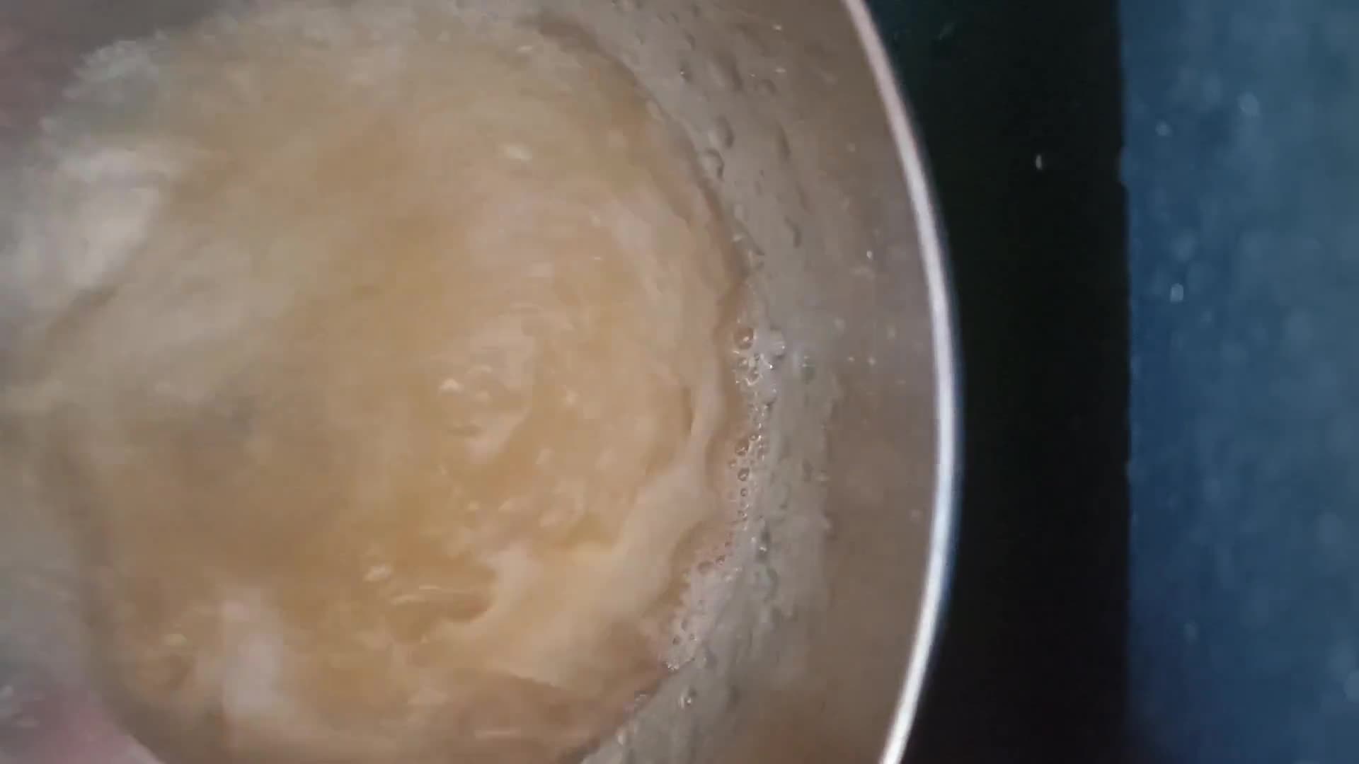 Une image de l'étape 2 de 🍫 Mousse chocolat vegan.