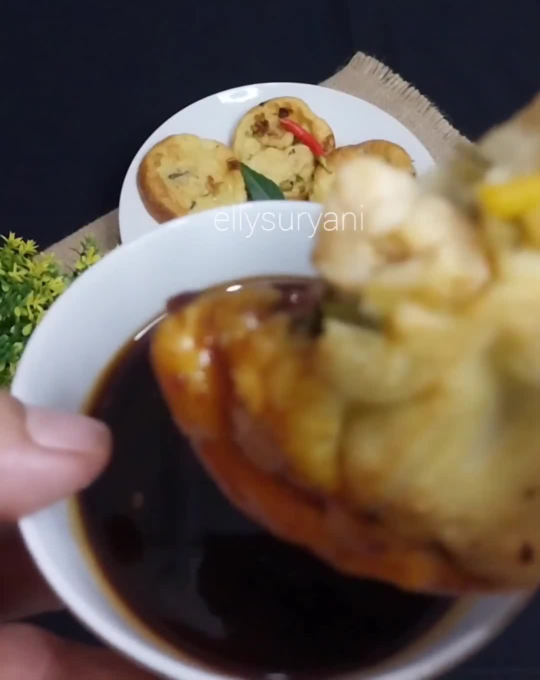 Foto langkah ke 9 dari resep Sanghai Palembang (Digoreng Dengan) Cetakan Martabak Mini.