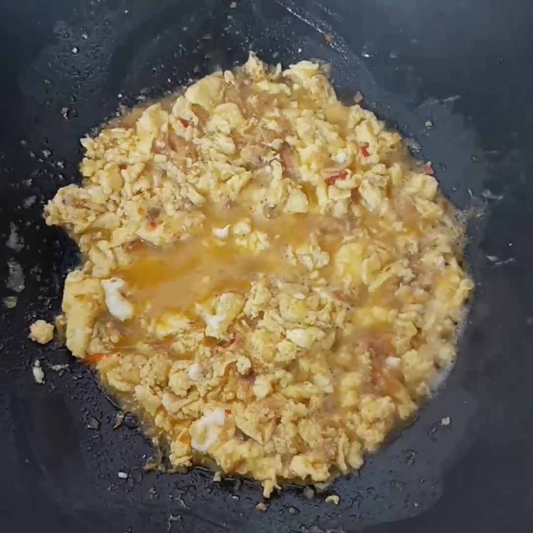 Foto langkah ke 3 dari resep Tumis Sawi Bumbu Kencur.
