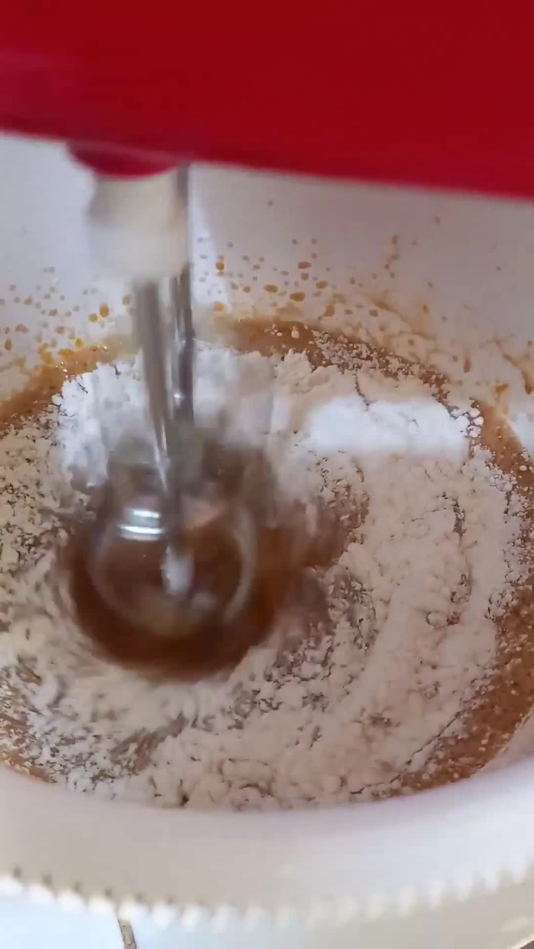 Foto langkah ke 4 dari resep Bolu Kukus Gula Merah Mekar.