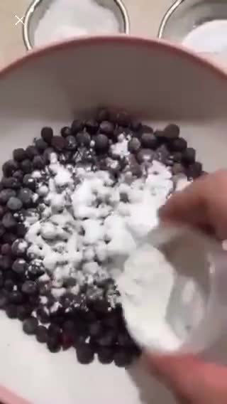 A picture of step 2 of Ruby grape cobbler 🍇.