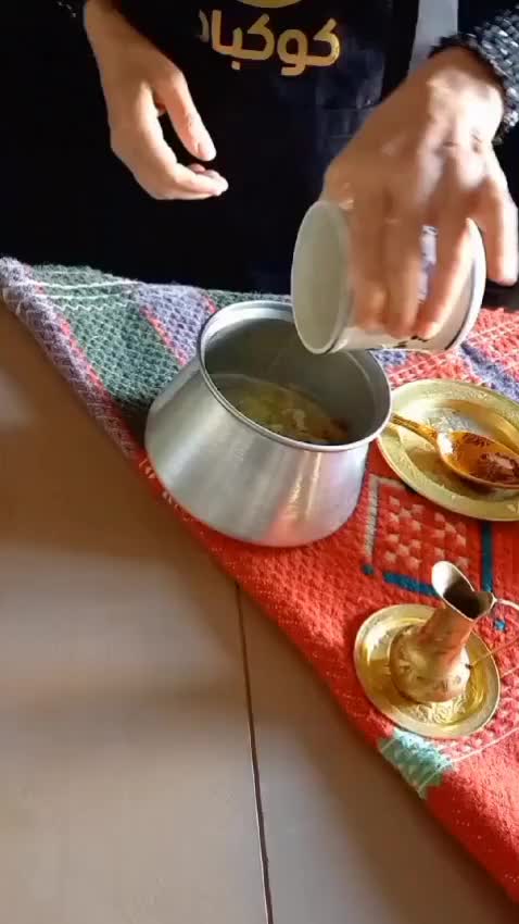 صورة لخطوة 2 من وصفة فريكة بمرق اللحم