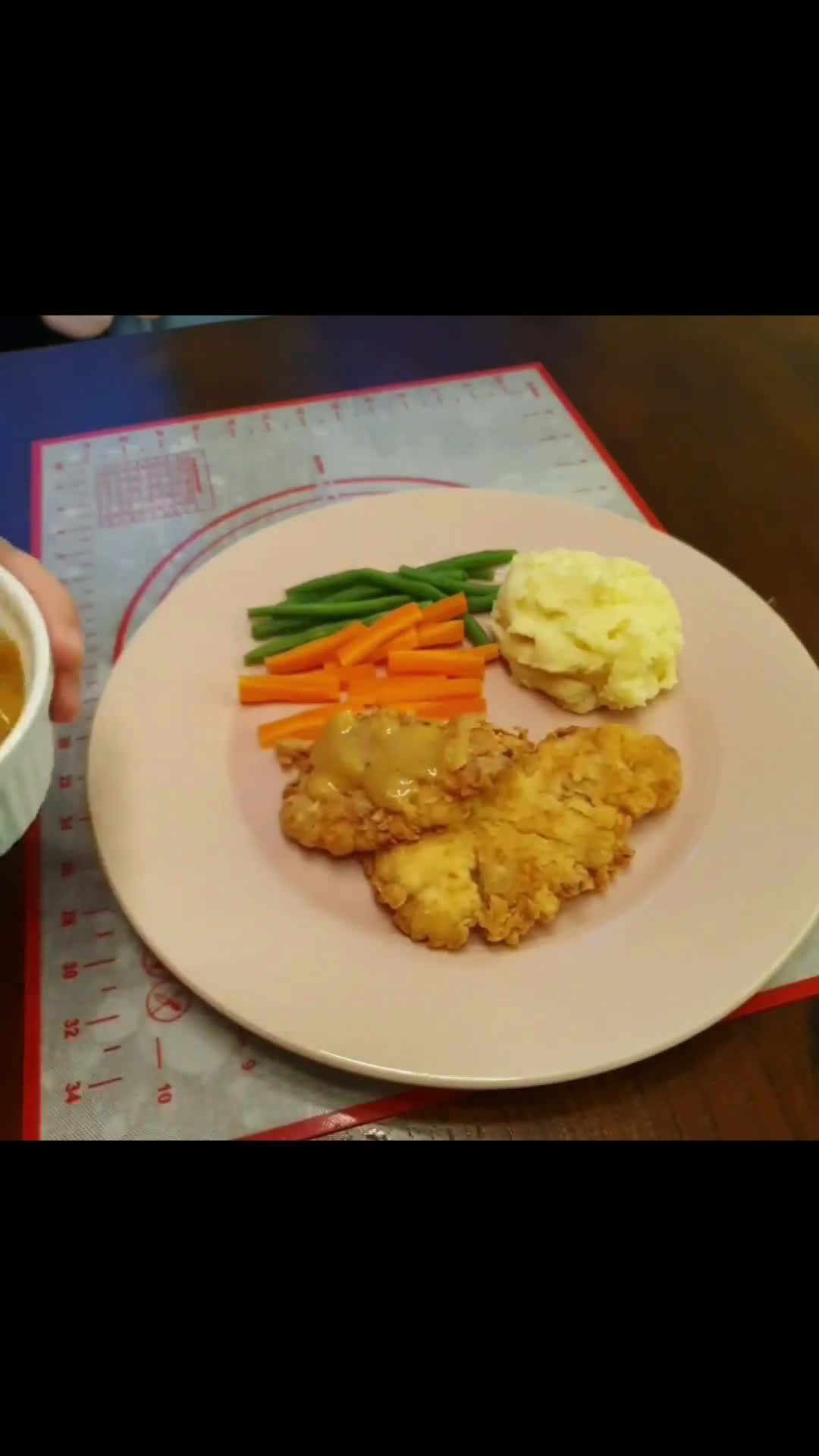 Foto langkah ke 2 dari resep Crispy Chicken Steak.