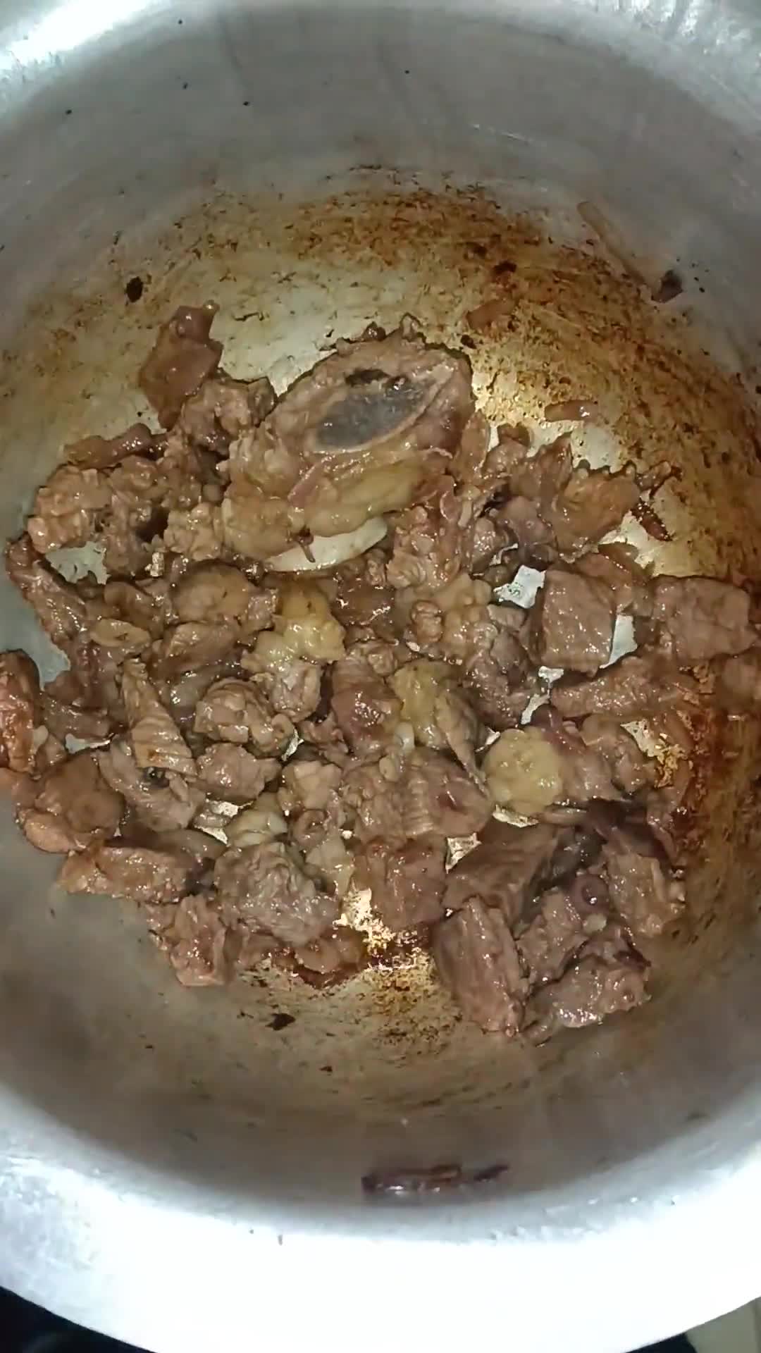 A picture of step 9 of Baked potato wedges served with beef.