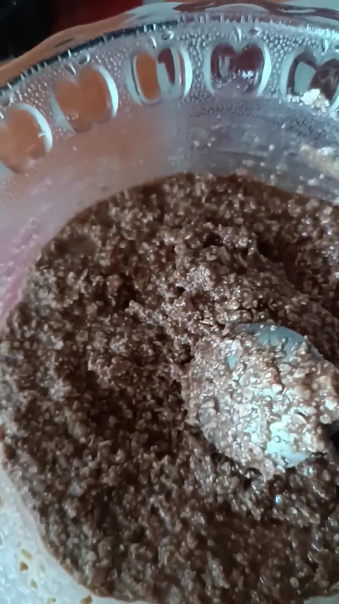 Foto del paso 1 de la receta: Galletas de avena, miel y cacao