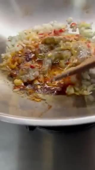 Gambar langkah 2 resipi Indomie Pedas (R246).