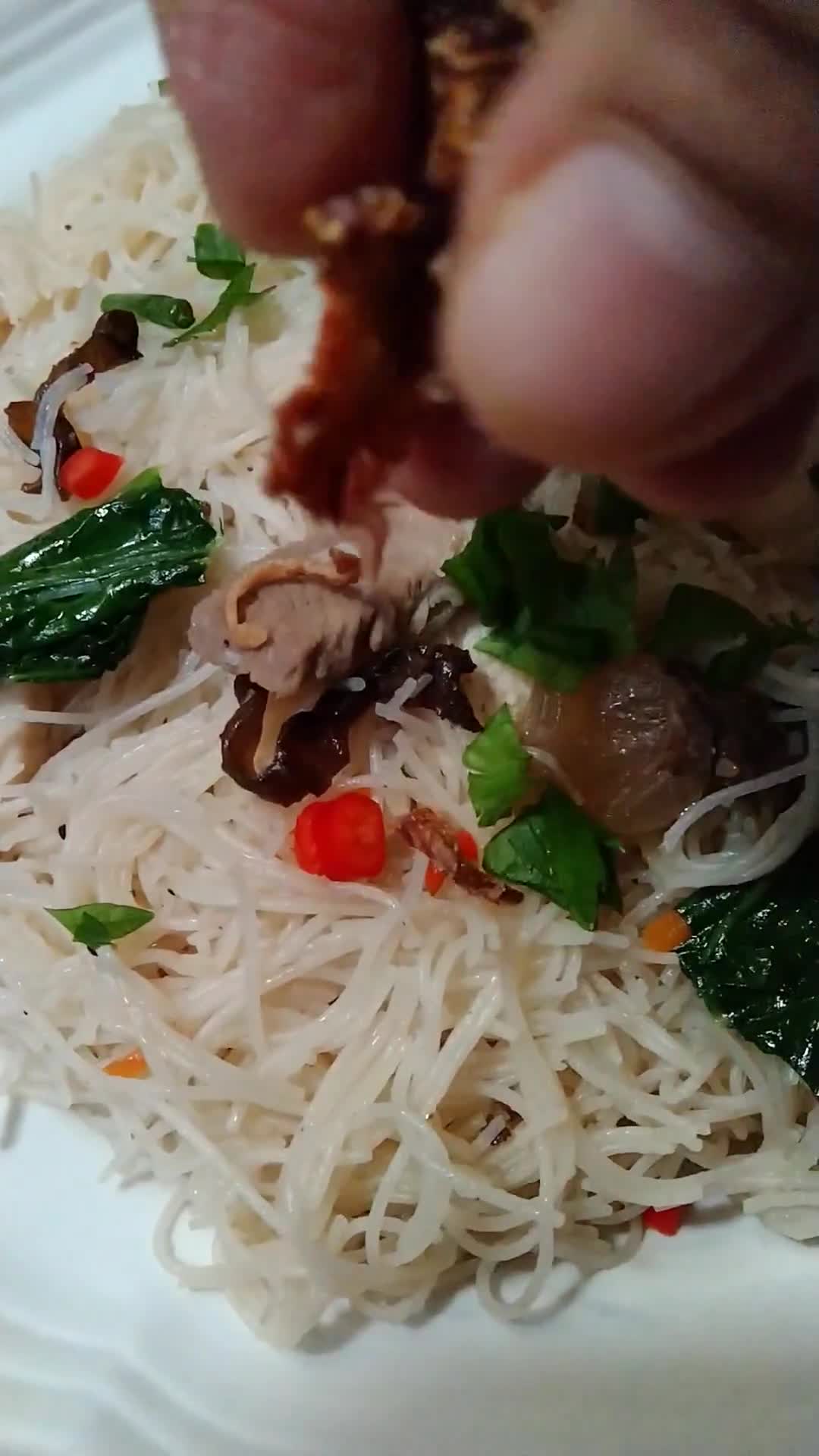 Gambar langkah 3 resipi Bihun Singapore.