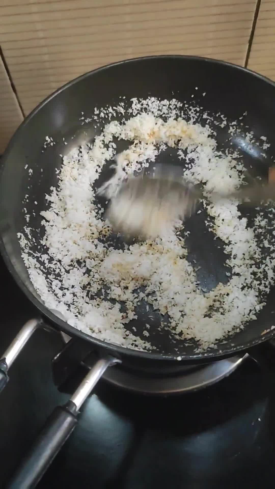 रोस्टेड़ ड़्राईफ्रूटस लङ्डू रेसिपी चरण 4 फोटो