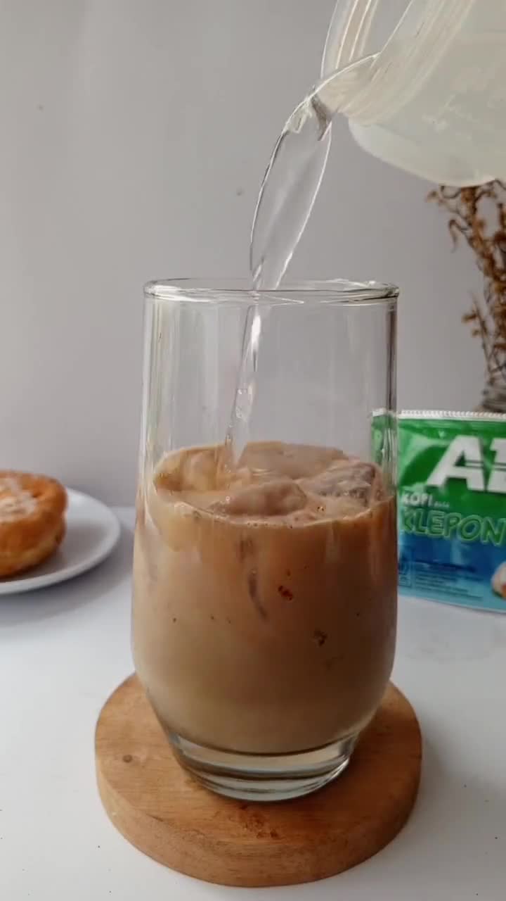 Foto langkah ke 3 dari resep Es Kopi Klepon.