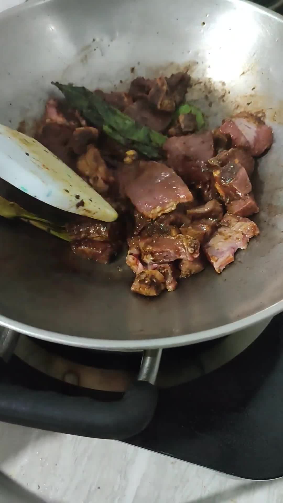 Foto langkah ke 2 dari resep Canai kari Daging instan.
