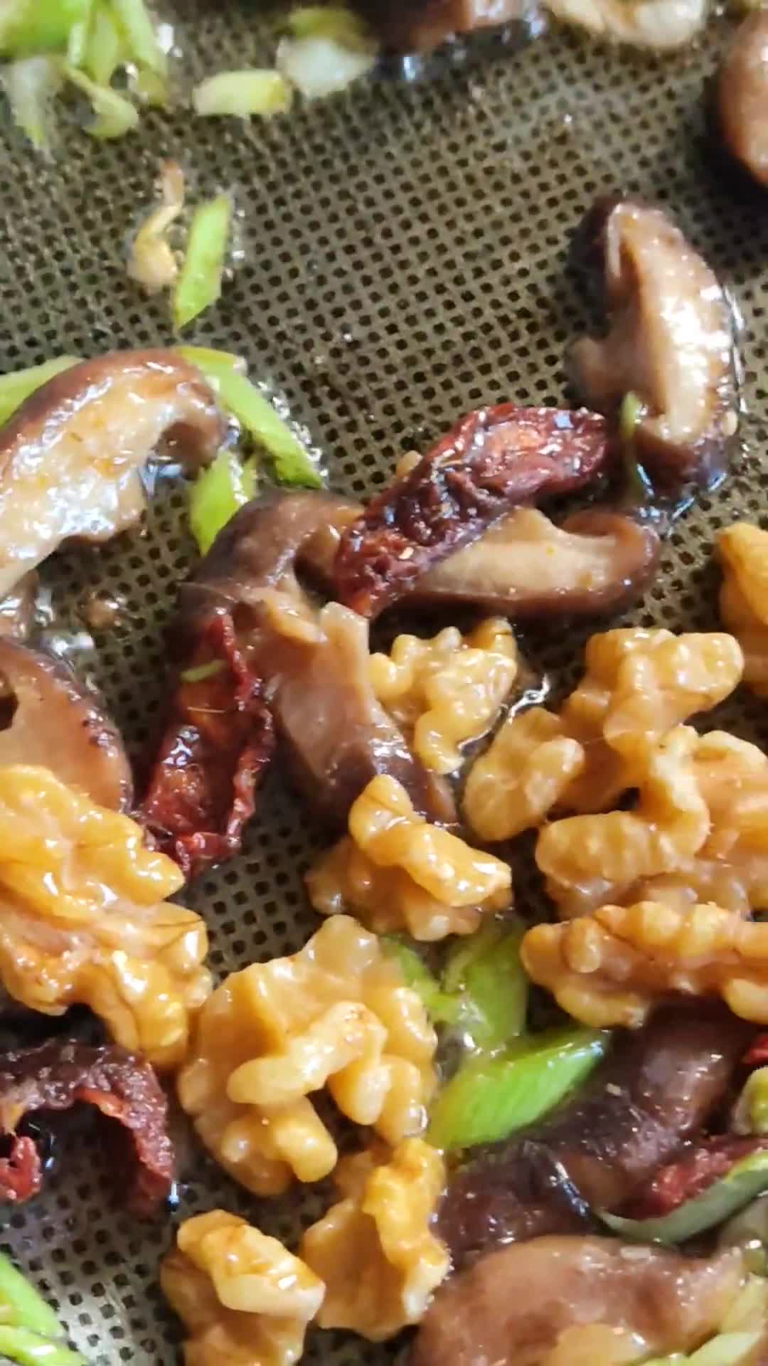 Foto del paso 2 de la receta: Hamburguesas veganas de lentejas y hongos