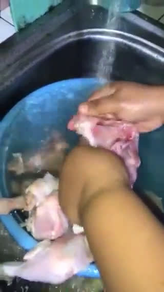 Foto langkah ke 1 dari resep Ayam ungkep.