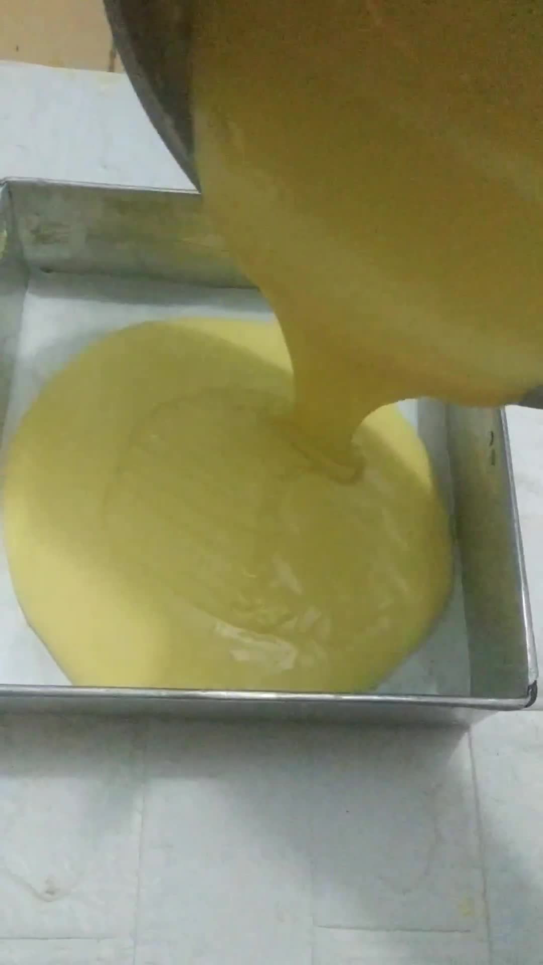 Foto langkah ke 3 dari resep Bolu Lapis Nanas.