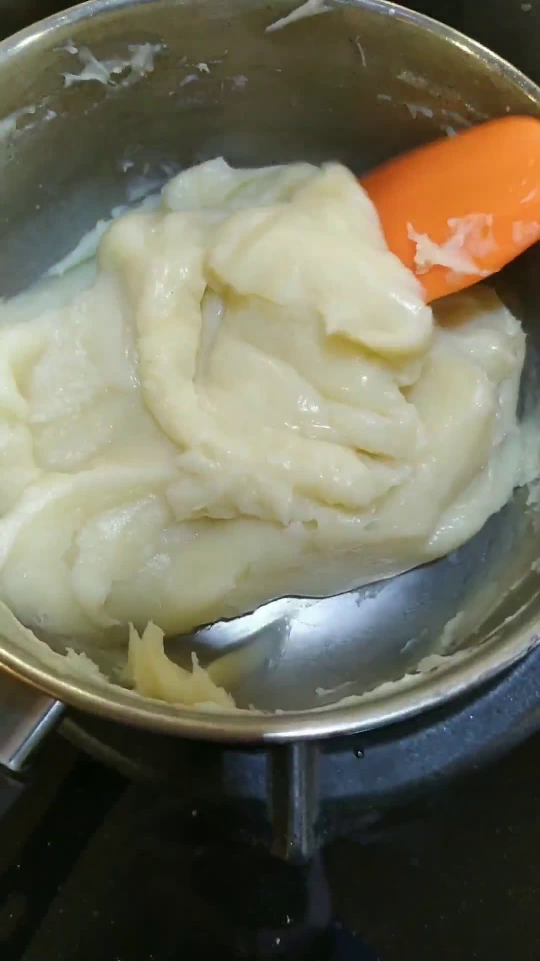 Foto langkah ke 2 dari resep Soes Gluten Free.