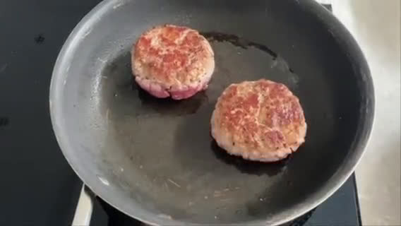 A picture of step 2 of Homemade Burger.