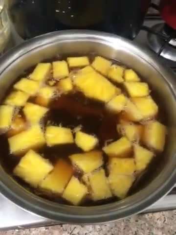 Foto del paso 4 de la receta: Salsa de piña