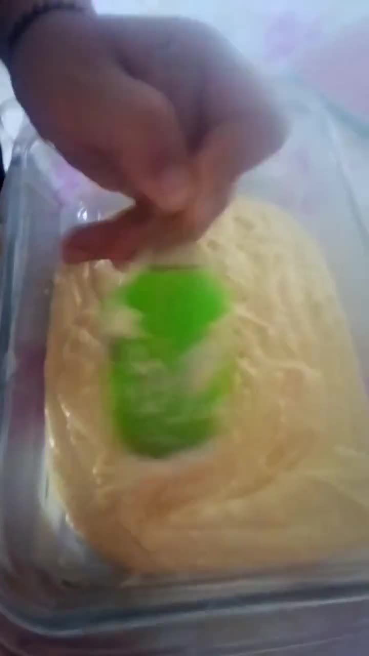 صورة لخطوة 2 من وصفة ميني كيك (easy snack cakes)