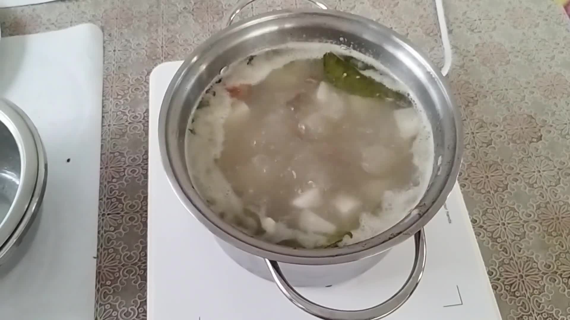 Foto langkah ke 4 dari resep Sup Lobak Kaldu Sapi.