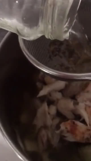 Foto del paso 9 de la receta: Guisado de dorada, gambas y verduritas