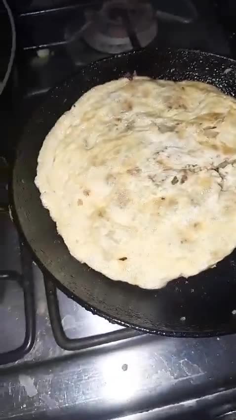 Foto del paso 7 de la receta: Tortilla Española con papas salteadas