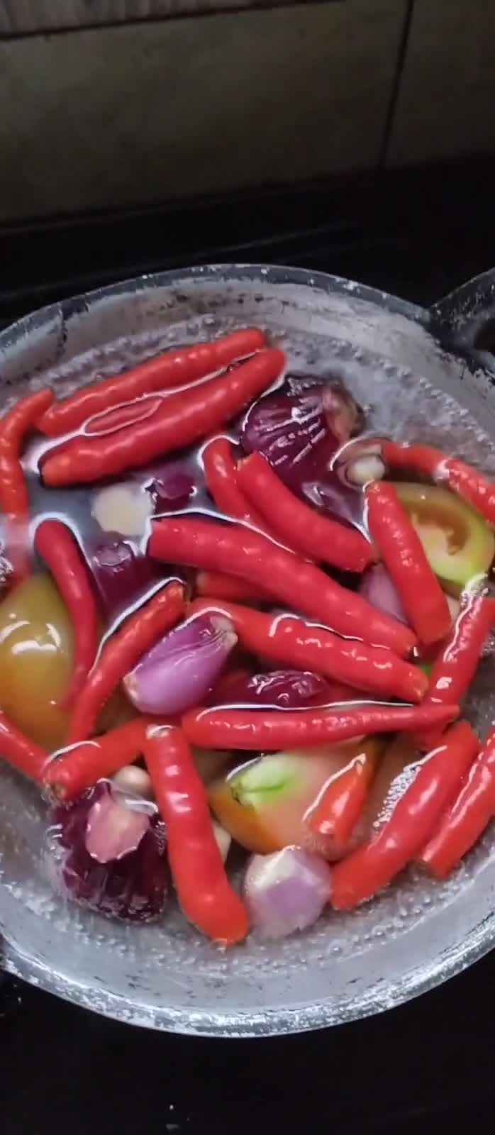 Foto langkah ke 3 dari resep Plecing kangkung.