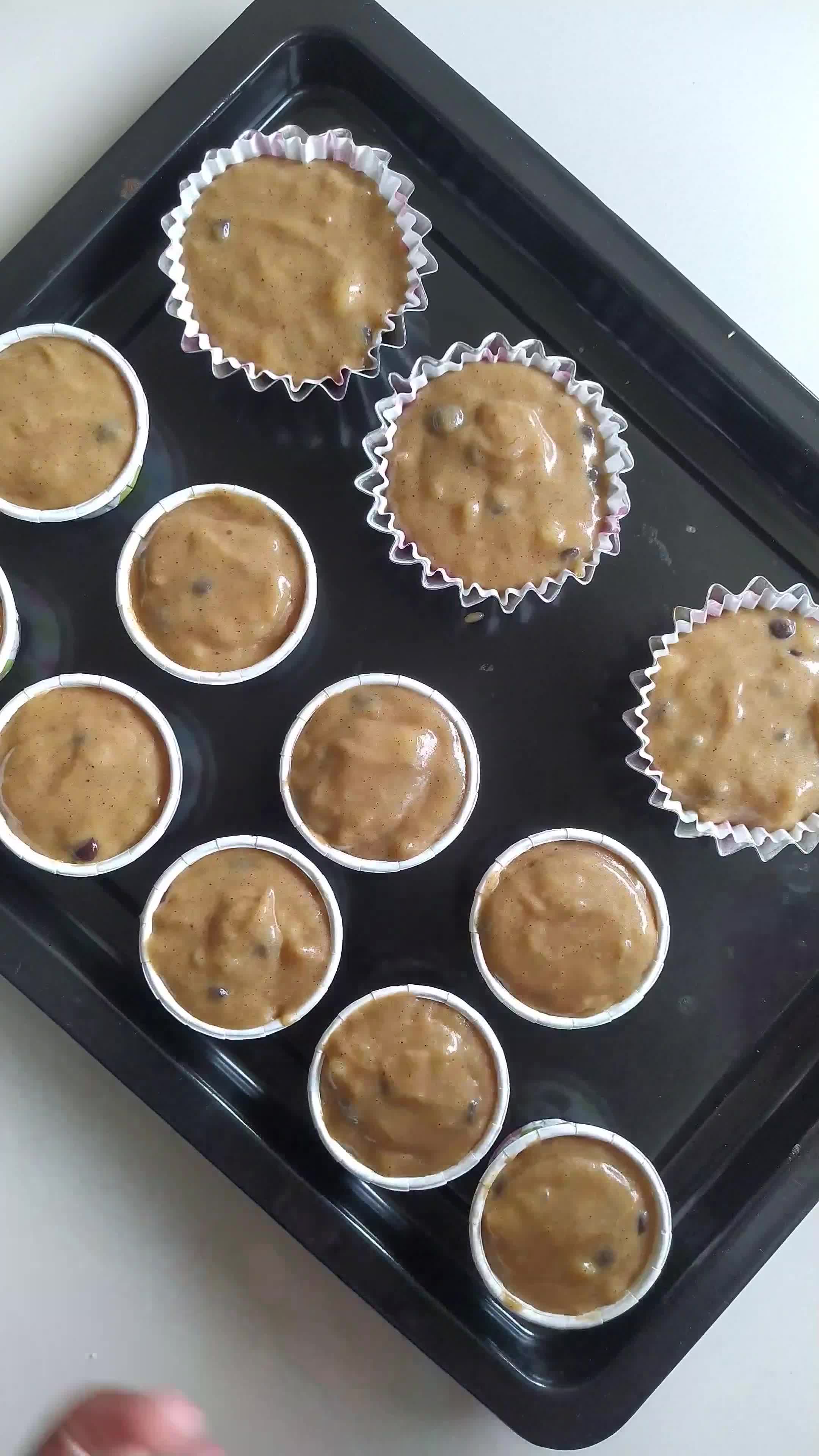 Foto langkah ke 3 dari resep Banana Muffin.