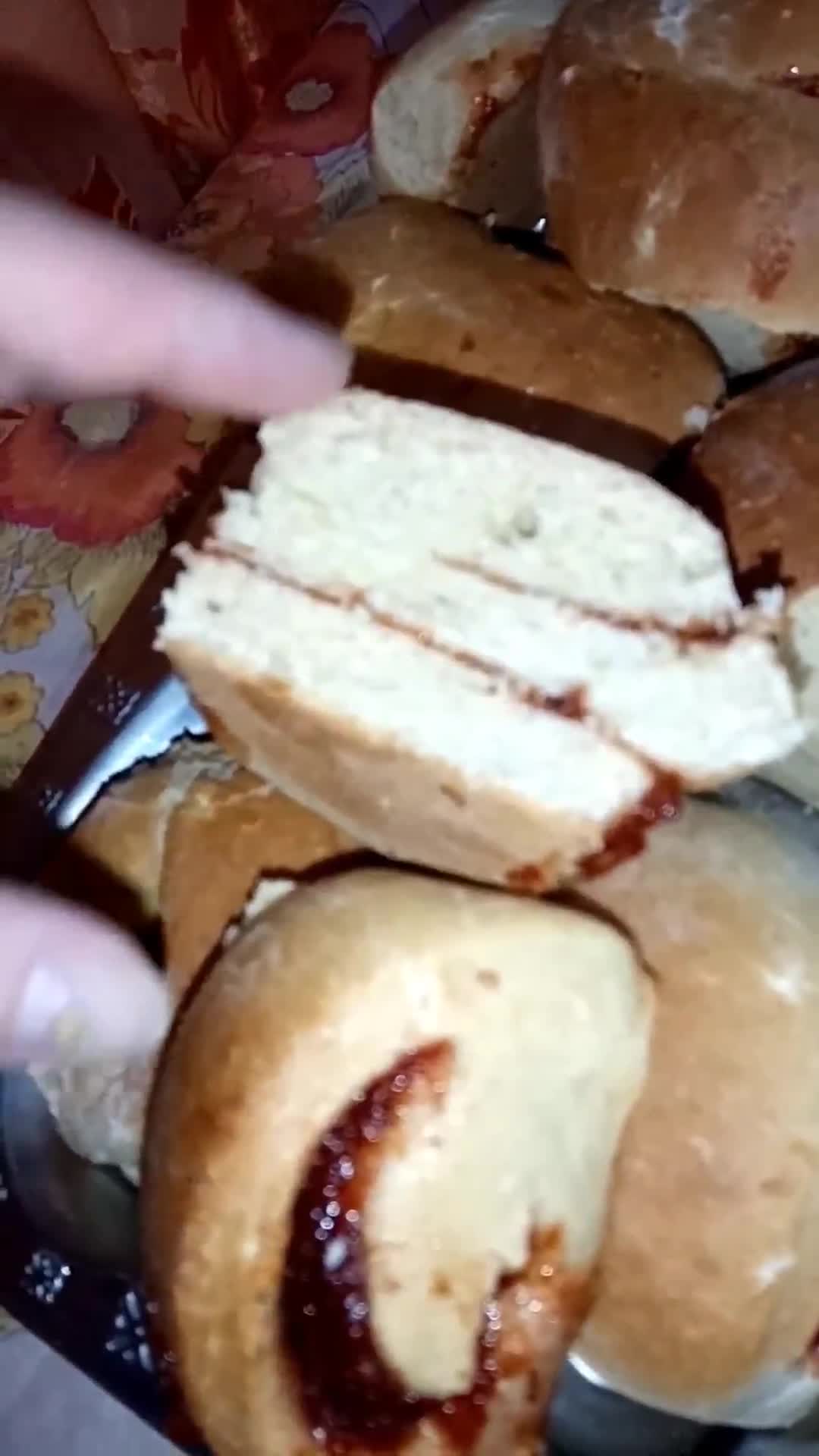 Foto del paso 7 de la receta: Pancitos dulces con membrillo