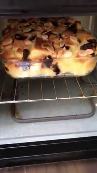 Foto langkah ke 5 dari resep BREAD PUDDING ❤️‍🔥.